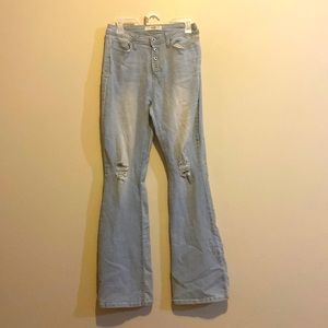 13/31 Cali Vintage Flare Jeans